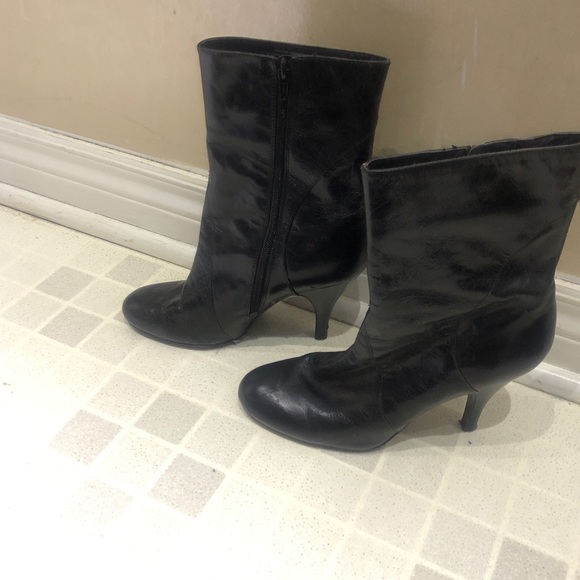Nine West boots - Picture 5 of 11